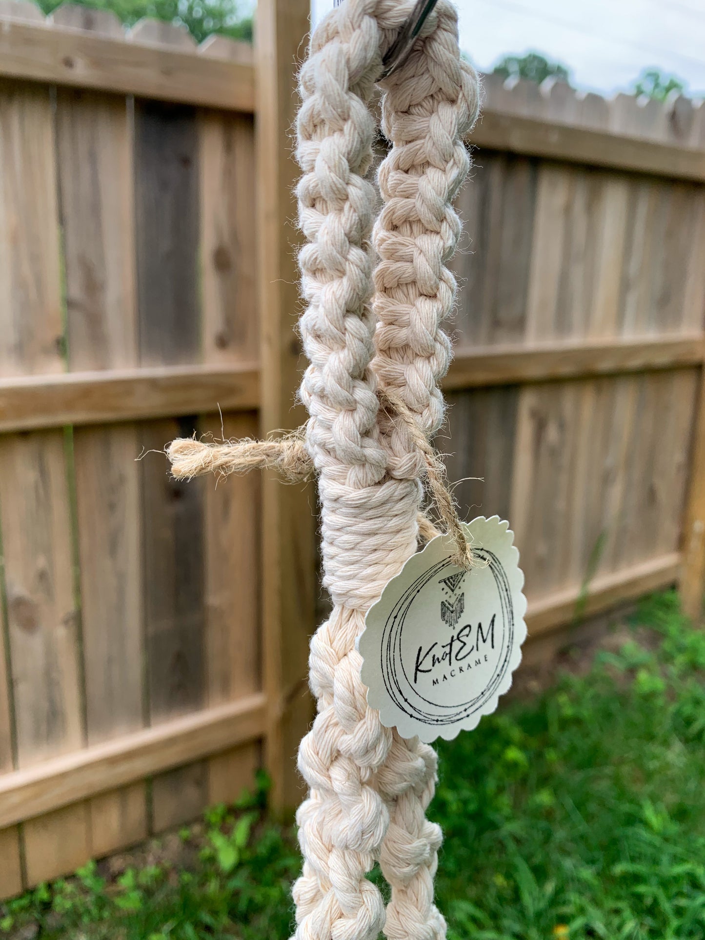 Macrame Plant Hangers // The Carol Planter